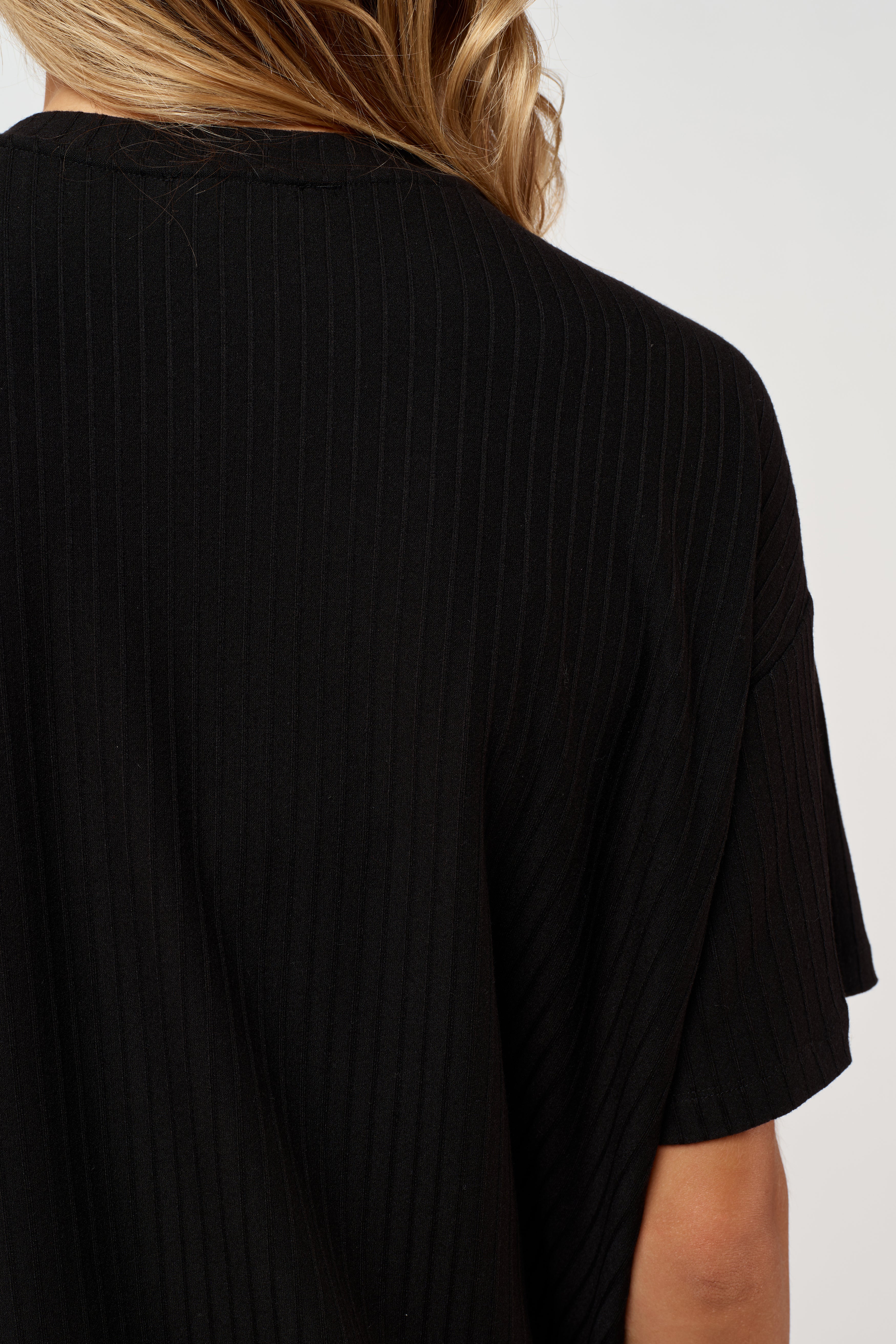 Ivy Ribbed Longline Wrap Tee - Black - Image 9